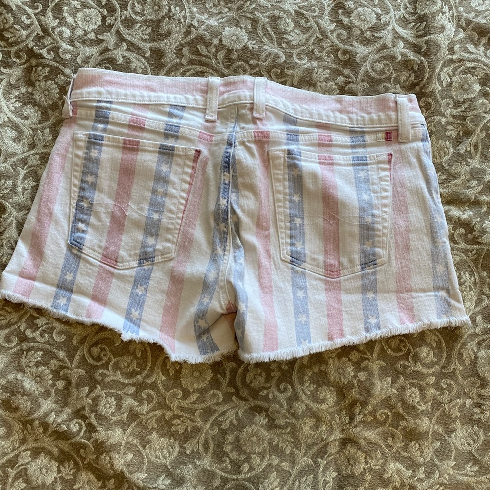 Lucky Brand Cut Off Shorts - Picture 3 of 5